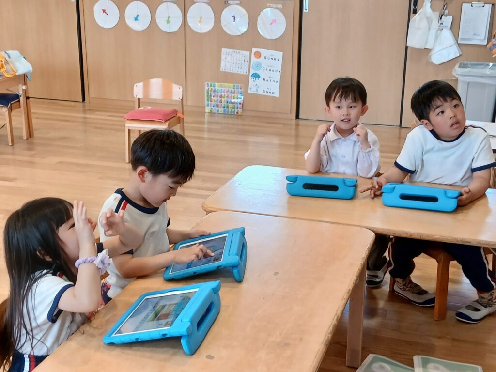 大里幼稚園レッスン風景
