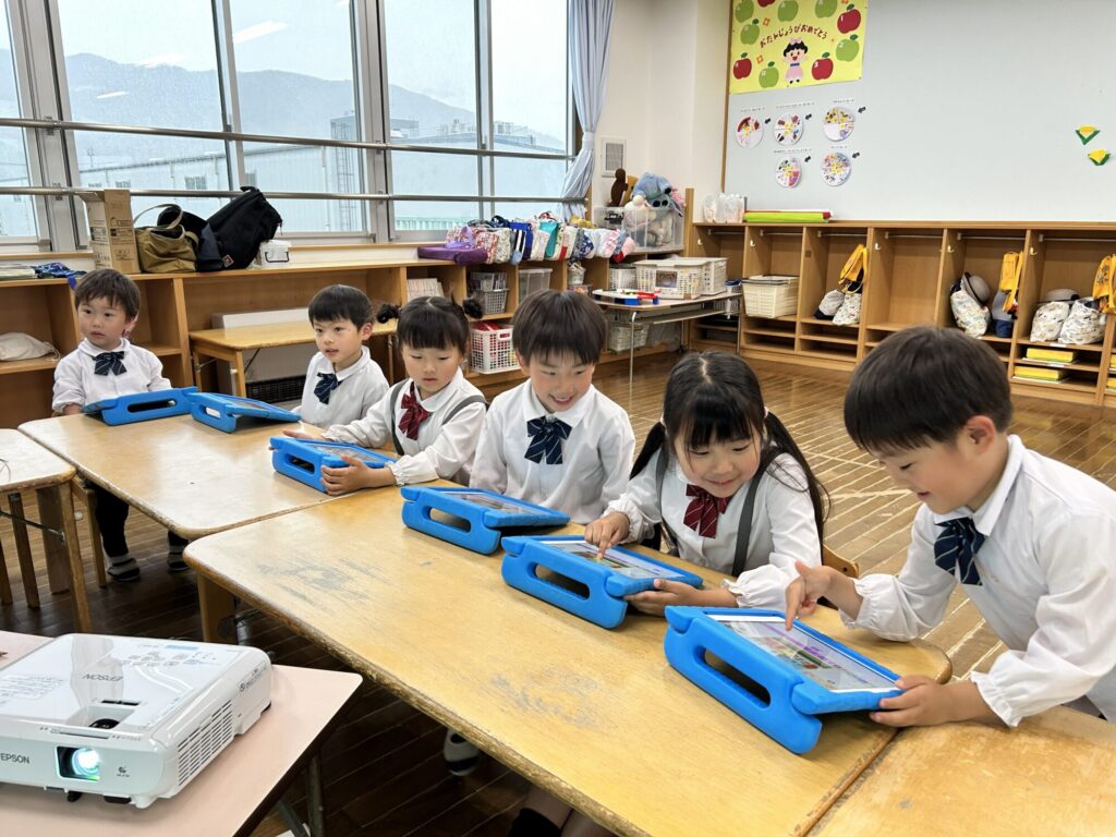 甲府みなみ幼稚園レッスン風景